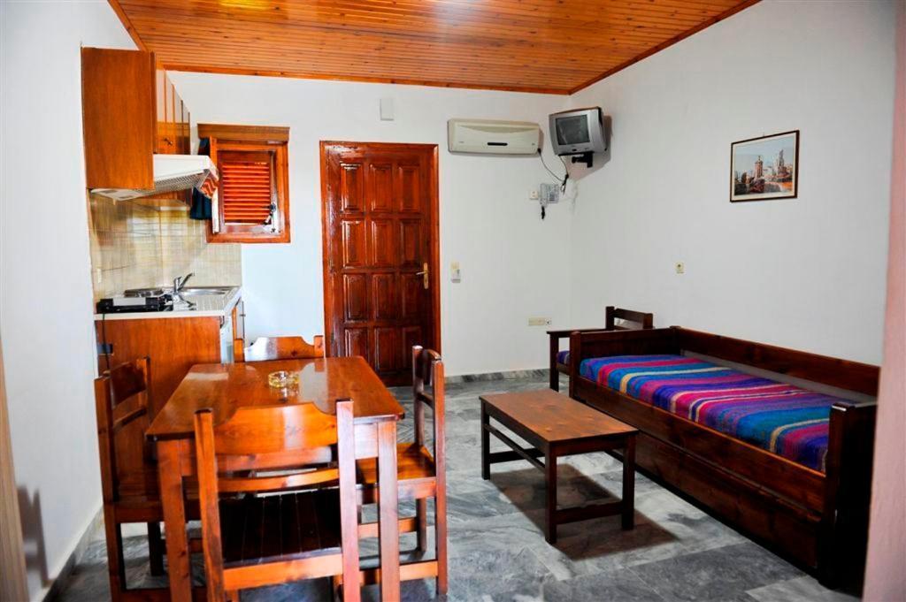 Ilena Hotel Acharavi  Oda fotoğraf